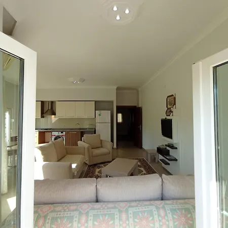 Antalya Apart شقة فندقية *