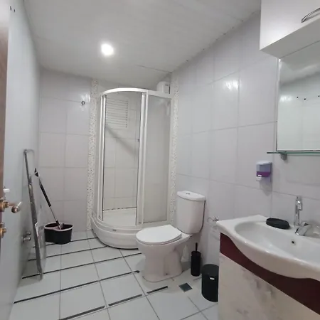 Antalya Uenal Apart Antália